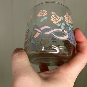 Vintage 1989 Anchor Hocking Drinking Glass - Baskets, Ribbons, and Roses Pattern